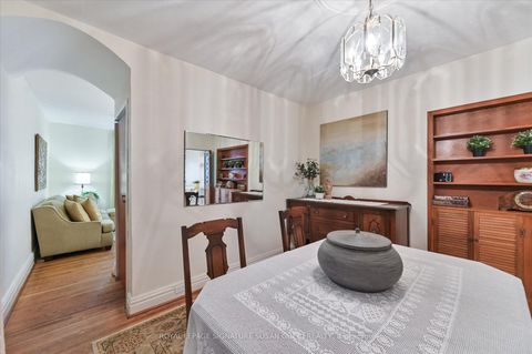 Photo 11 at 313 Gowan Avenue, East York, Toronto