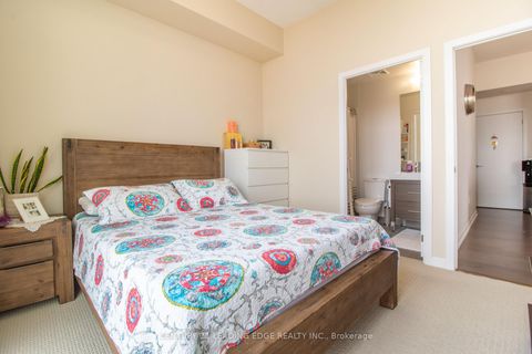 Photo 9 at 3410 - 70 Forest Manor Road, Henry Farm, Toronto