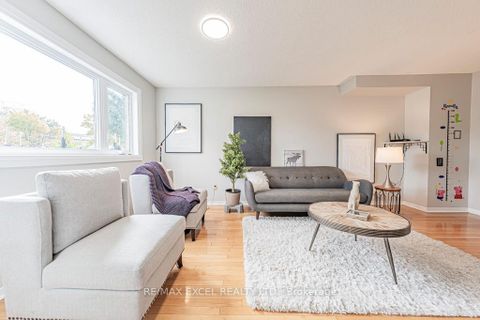 Photo 0 at 21 Brimstone Crescent, Agincourt North, Toronto