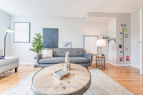 Photo 14 at 21 Brimstone Crescent, Agincourt North, Toronto