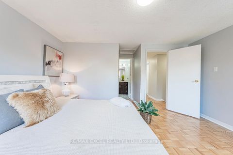 Photo 17 at 21 Brimstone Crescent, Agincourt North, Toronto