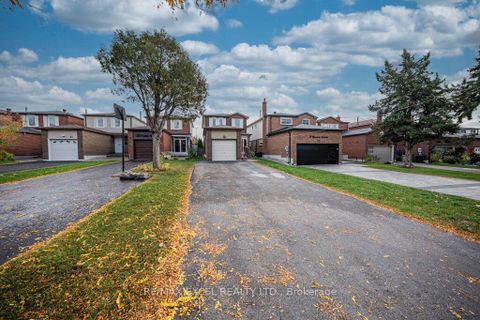 Photo 34 at 21 Brimstone Crescent, Agincourt North, Toronto