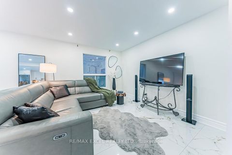 Photo 16 at 311 Conley Street, Lakeview Estates, Vaughan