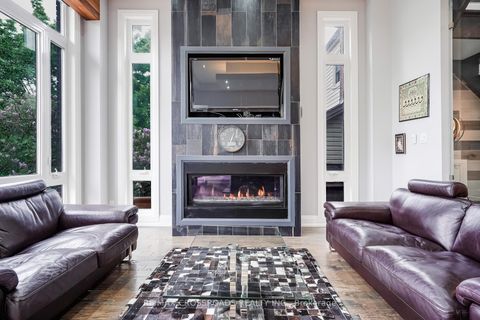 Photo 14 at 1A Roblin Avenue, East York, Toronto