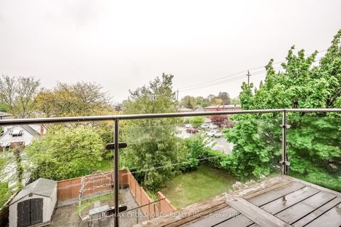 Photo 21 at 1A Roblin Avenue, East York, Toronto