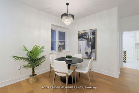 Photo 6 at 132 Wallace Avenue, Junction, Toronto