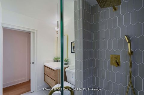 Photo 24 at 132 Wallace Avenue, Junction, Toronto