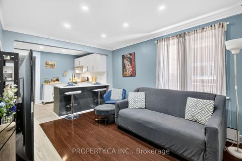 Photo 4 at 358 McRoberts Avenue, Fairbank, Toronto