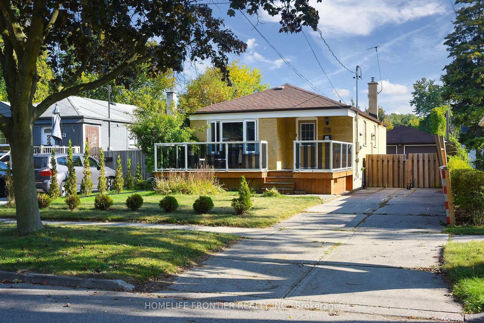 109 Darlingside Drive, West Hill, Toronto 