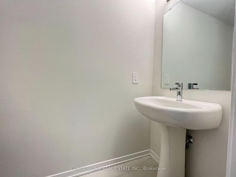 Photo 7 at 49 - 31 Honeycrisp Crescent, Vaughan Corporate Centre, Vaughan