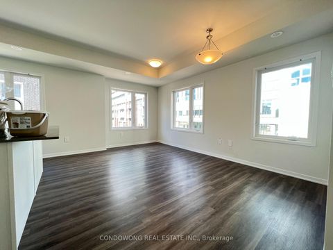 Photo 9 at 49 - 31 Honeycrisp Crescent, Vaughan Corporate Centre, Vaughan