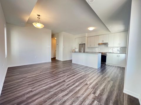 Photo 11 at 49 - 31 Honeycrisp Crescent, Vaughan Corporate Centre, Vaughan