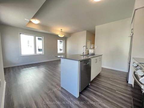 Photo 12 at 49 - 31 Honeycrisp Crescent, Vaughan Corporate Centre, Vaughan
