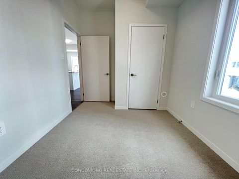 Photo 15 at 49 - 31 Honeycrisp Crescent, Vaughan Corporate Centre, Vaughan