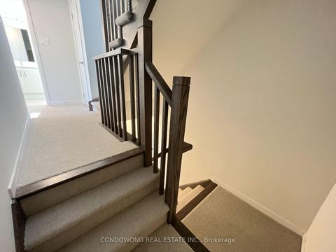 Photo 17 at 49 - 31 Honeycrisp Crescent, Vaughan Corporate Centre, Vaughan