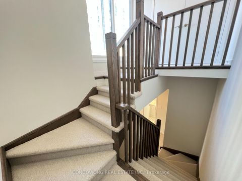 Photo 25 at 49 - 31 Honeycrisp Crescent, Vaughan Corporate Centre, Vaughan