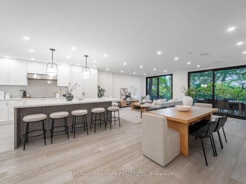 Photo 1 at 11 Craig Crescent, Leaside, Toronto