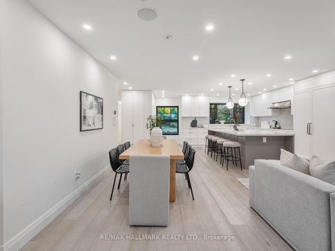 Photo 8 at 11 Craig Crescent, Leaside, Toronto