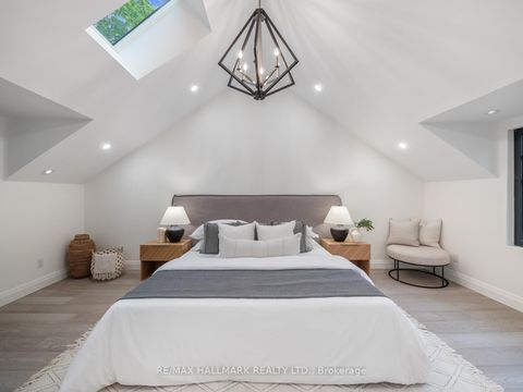 Photo 17 at 11 Craig Crescent, Leaside, Toronto