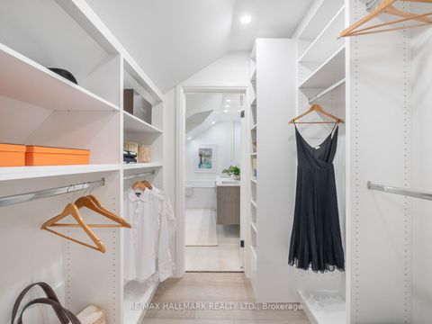 Photo 20 at 11 Craig Crescent, Leaside, Toronto