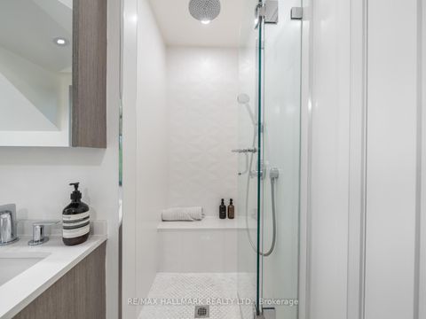 Photo 22 at 11 Craig Crescent, Leaside, Toronto