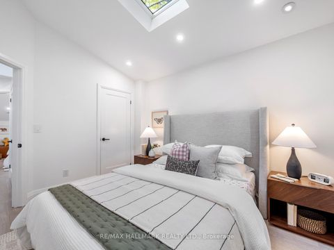 Photo 28 at 11 Craig Crescent, Leaside, Toronto