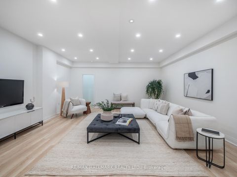 Photo 33 at 11 Craig Crescent, Leaside, Toronto