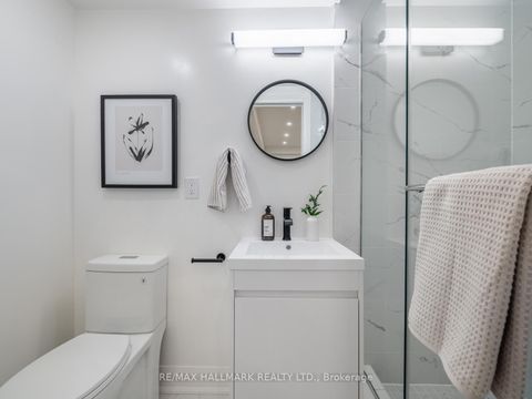 Photo 41 at 11 Craig Crescent, Leaside, Toronto