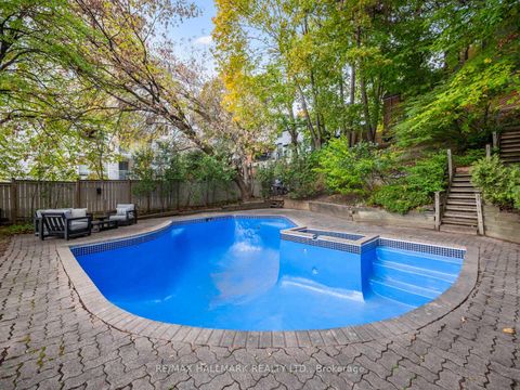 Photo 48 at 11 Craig Crescent, Leaside, Toronto