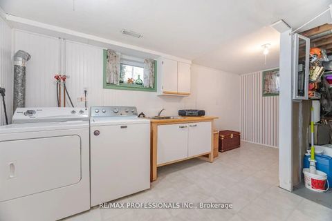 Photo 26 at 77 Bedford Park Avenue, Crosby, Richmond Hill