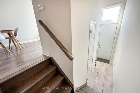 Photo 4 at 271 Downsview Park Boulevard, CFB, Toronto