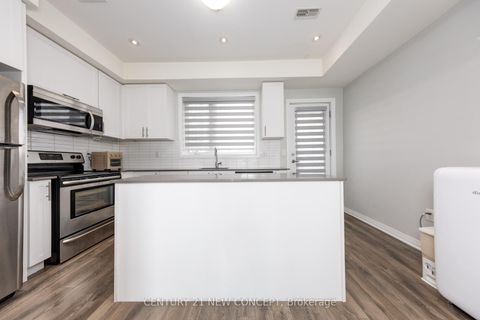 Photo 10 at 271 Downsview Park Boulevard, CFB, Toronto