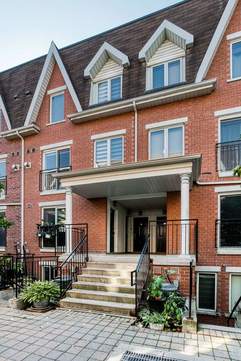 Photo 2 at 737 - 10 Laidlaw Street, South Parkdale, Toronto
