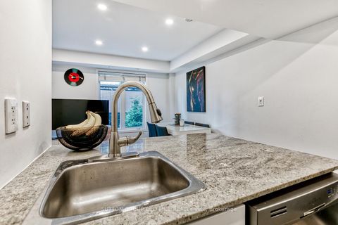 Photo 7 at 737 - 10 Laidlaw Street, South Parkdale, Toronto