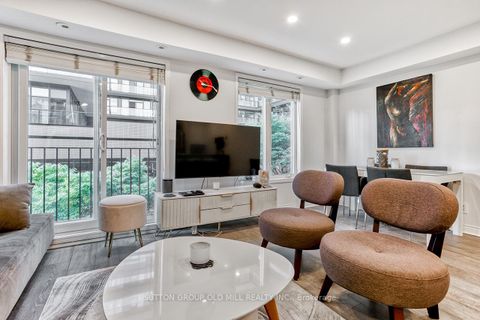 Photo 11 at 737 - 10 Laidlaw Street, South Parkdale, Toronto