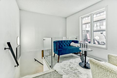 Photo 20 at 737 - 10 Laidlaw Street, South Parkdale, Toronto