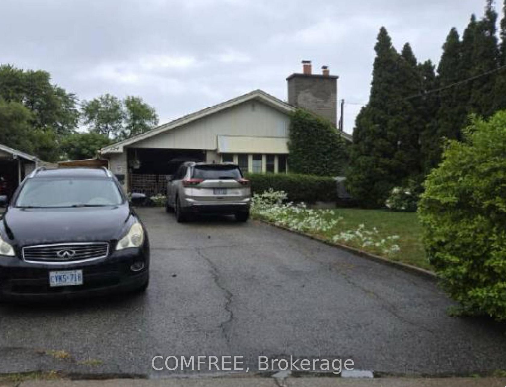 124 Elmhurst Drive, Kipling, Toronto 