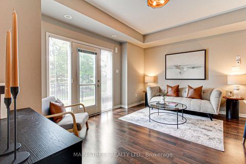 Photo 13 at 4 - 15949 Bayview Avenue, Bayview Northeast, Aurora