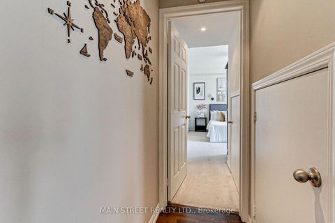 Photo 16 at 4 - 15949 Bayview Avenue, Bayview Northeast, Aurora