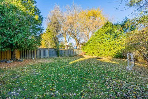 Photo 30 at 208 Holmes Avenue, Willowdale East, Toronto