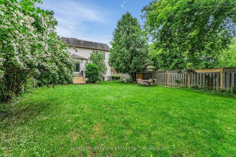 Photo 31 at 208 Holmes Avenue, Willowdale East, Toronto