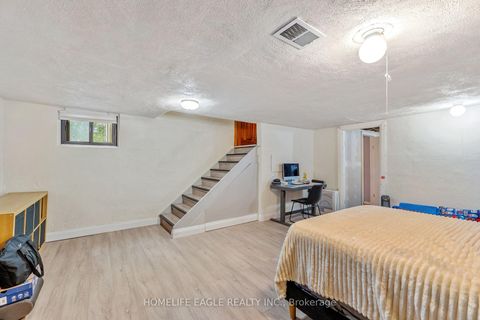Photo 10 at 146 Raleigh Avenue, Birchmount, Toronto