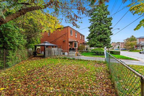 Photo 13 at 146 Raleigh Avenue, Birchmount, Toronto