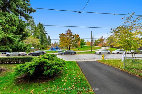 Photo 16 at 146 Raleigh Avenue, Birchmount, Toronto