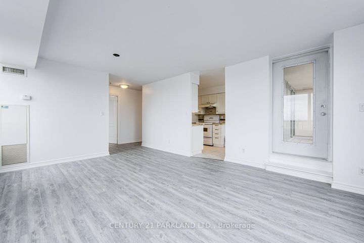 Photo 15 at 1701 - 8 Rean Drive, Bayview Village, Toronto