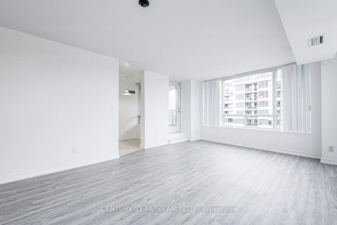 Photo 16 at 1701 - 8 Rean Drive, Bayview Village, Toronto
