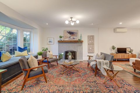 Photo 15 at 14 Meadowvale Drive, Queensway, Toronto