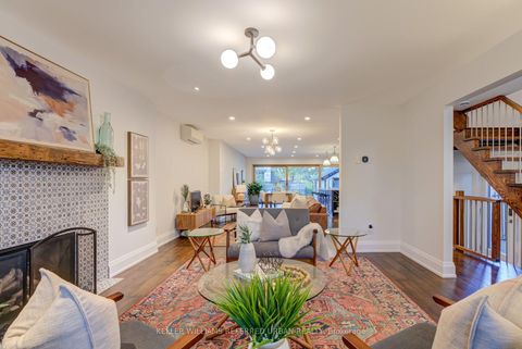 Photo 17 at 14 Meadowvale Drive, Queensway, Toronto