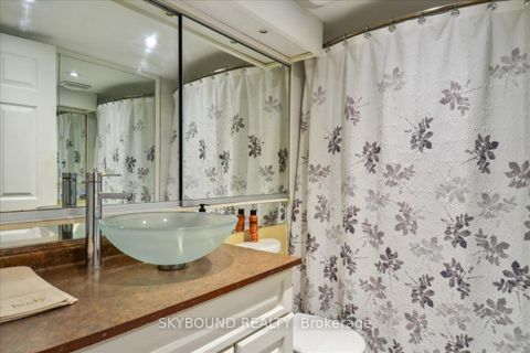 Photo 13 at 109 - 299 Mill Road, Markland Wood, Toronto