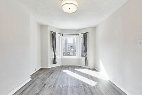 Photo 9 at 471 Shaw Street, Little Italy, Toronto